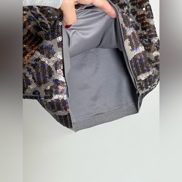 Express sequin mini skirt • Women’s size XS - Picture 2 of 6